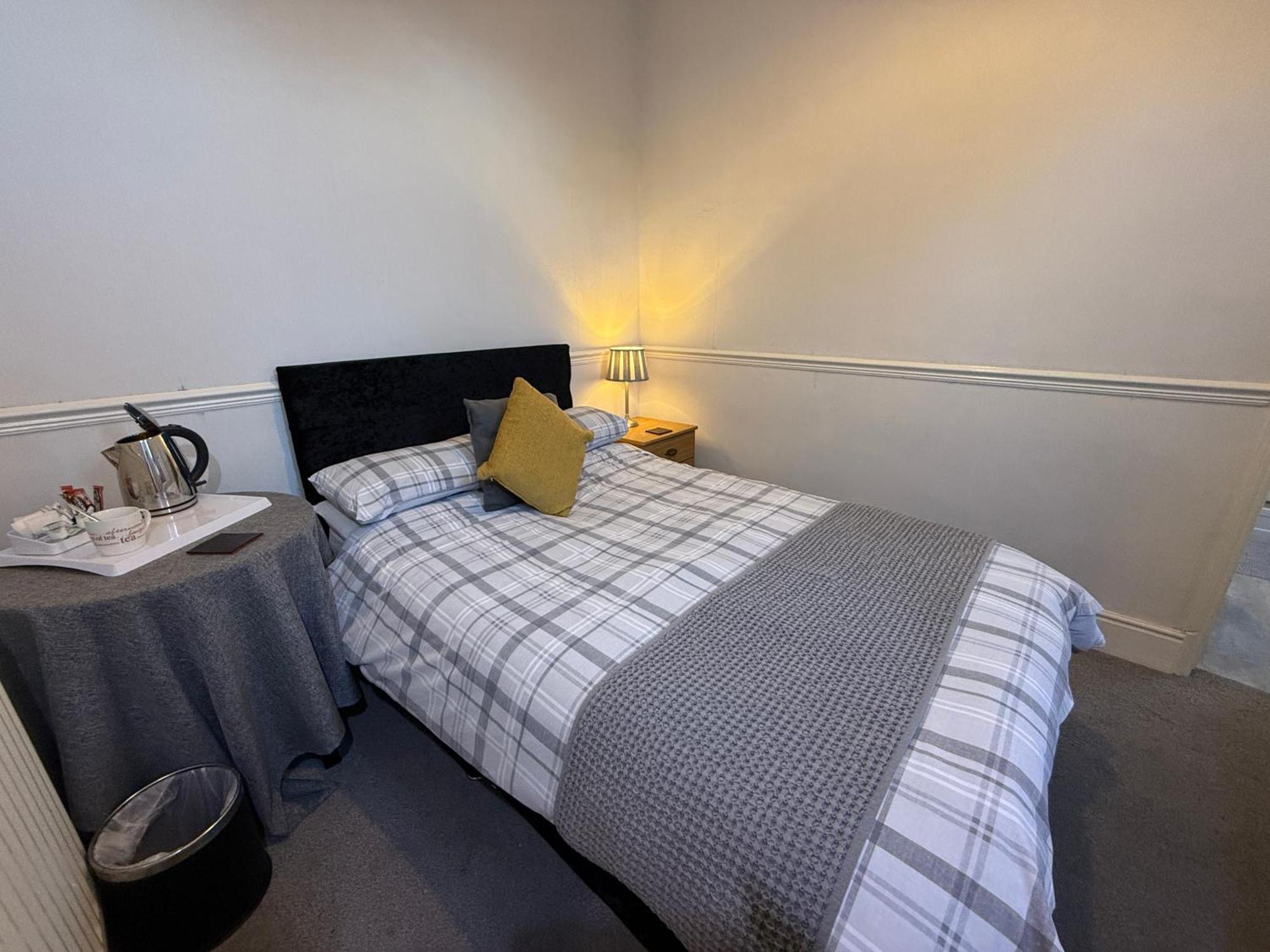 Spring Garden Guest House Gosport Eksteriør billede